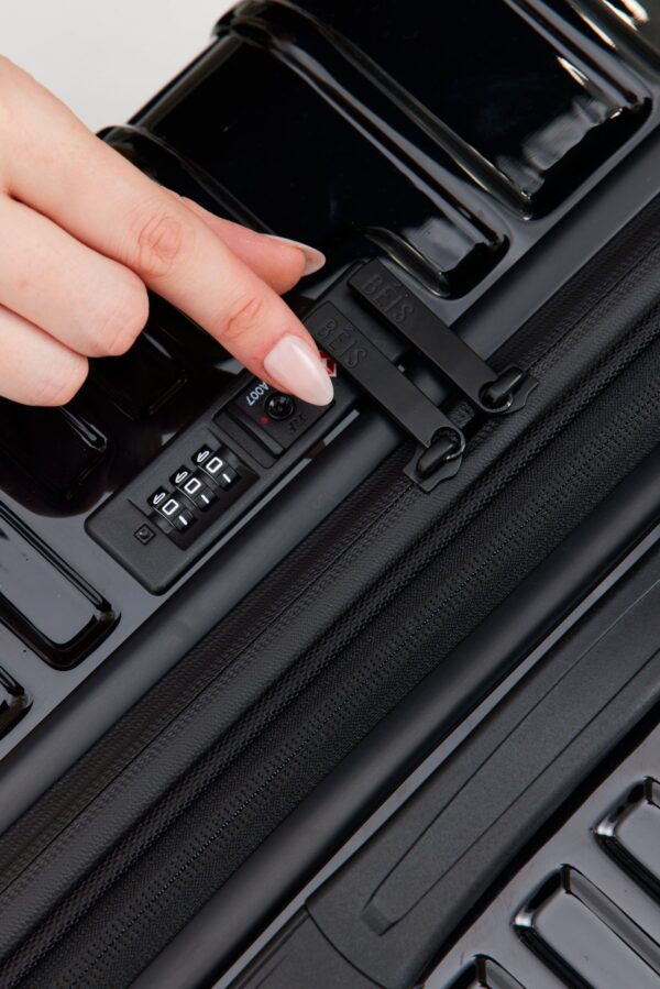 Resale The Carry-On Roller in Glossy Black - Image 10